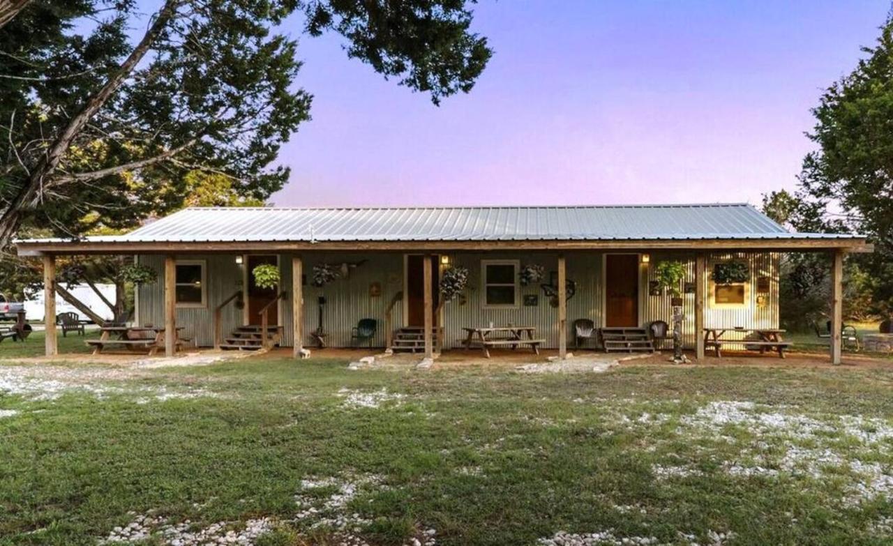 #3 Wrangler~Bandera Tin Star~Bandera, Tx. Apartment Bagian luar foto